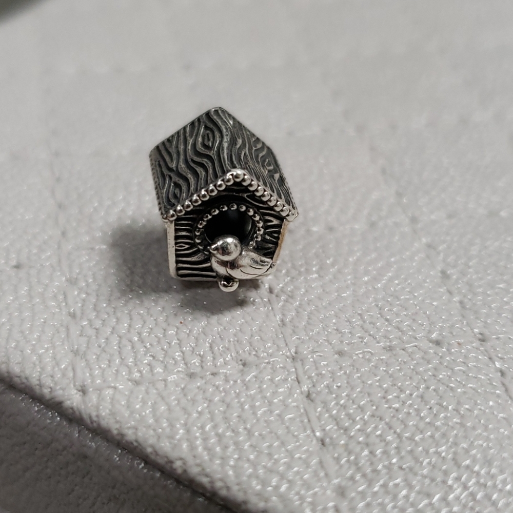 Authentic Pandora Home Sweet Home charm